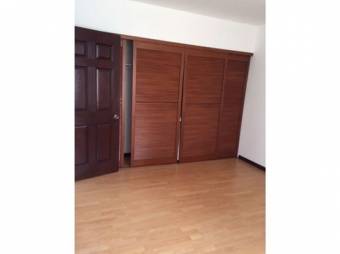 SE ALQUILA APARTAMENTO EN CONDOMINIO EN SABANA SUR