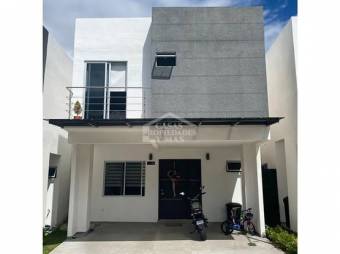 SE VENDE CASA EN CONDOMINIO EN CIUDAD COLÓN