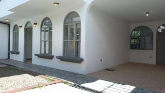 MLS-23-172 VENTA CASA MONTES DE OCA SAN JOSE