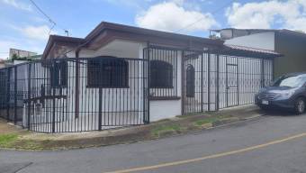 Moderna casa en Venta, MoraviaSanVicente        CG-23-67