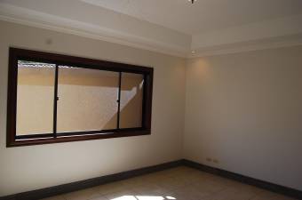 Moderna casa de 2 Niveles en Condominio en Venta, SanRafaelEscazu  CG-22-1515