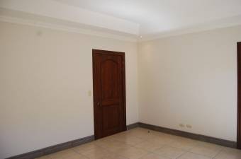 Moderna casa de 2 Niveles en Condominio en Venta, SanRafaelEscazu  CG-22-1515