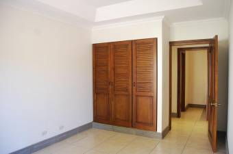 Moderna casa de 2 Niveles en Condominio en Venta, SanRafaelEscazu  CG-22-1515