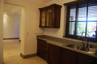 Moderna casa de 2 Niveles en Condominio en Venta, SanRafaelEscazu  CG-22-1515