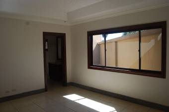 Moderna casa de 2 Niveles en Condominio en Venta, SanRafaelEscazu  CG-22-1515