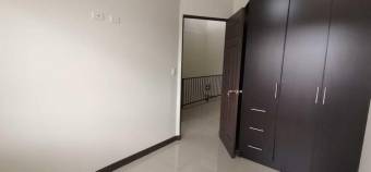 MLS-22-269 VENTA CASA CURRIDABAT SAN JOSE