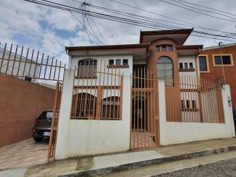 Casa en venta en Vazquez de Coronado, San José. RAH 23-184