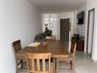 Casa en Venta en Santa Ana, San José. RAH 23-188