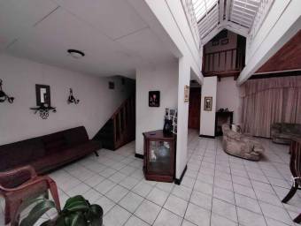 Casa en Venta en Vásquez de Coronado, San José. RAH 23-197