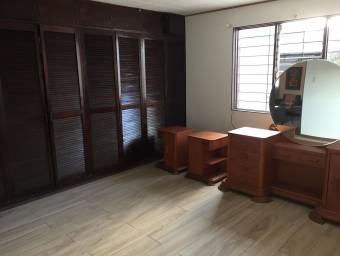 Casa en Venta en Curridabat, San José. RAH 23-203