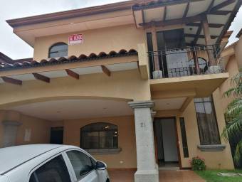 Casa en venta en Flores, Heredia. RAH 23-14