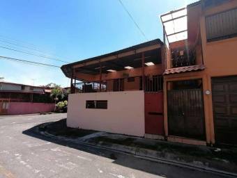 Casa en venta en Alajuelita, San José. RAH 22-163