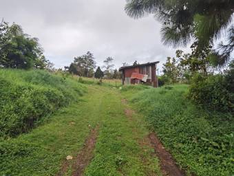 Casa en Venta en Vázquez de Coronado, San José. RAH 23-221