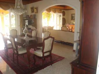 Preciosa y Amplia casa con lote y Arboles Frutales en Venta, SanRafaelEscazu        CG-20-1743