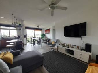 Se vende Apartamento con buena Ubicación 