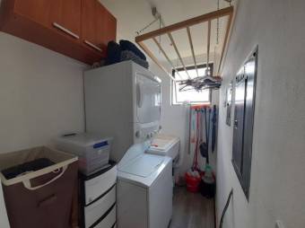 Se vende Apartamento con buena Ubicación 22-58