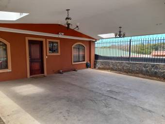 Casa en venta en Moravia, San José. RAH 22-2085