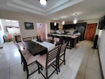 MLS-23-277 VENTA CASA LA GUACIMA ALAJUELA