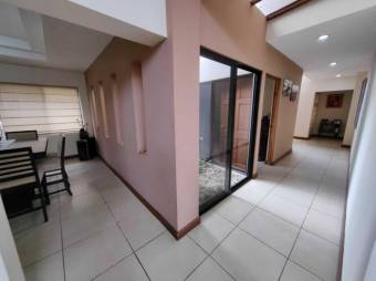 MLS-23-277 VENTA CASA LA GUACIMA ALAJUELA