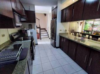 Se Vende hermosa casa de dos plantas 23-234