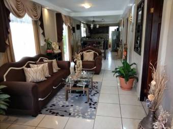 MLS-22-2586 VENTA CASA PARAISO CARTAGO