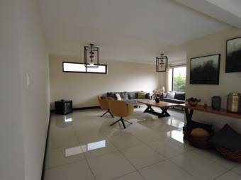 MLS-23-330 VENTA CASA ULLOA HEREDIA