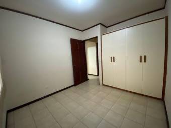 Se vende apartamento en condominio privado 22-1623