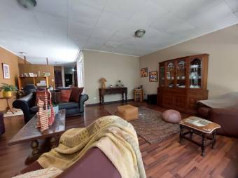 MLS-22-1923 VENTA 2 CASA ESCAZU SAN JOSE