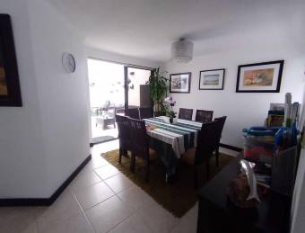 Casa en venta en Escazú, San José. RAH 23-354