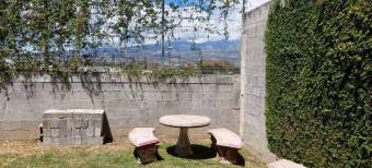 MLS-24-187 VENTA CASA AGUA CALIENTE CARTAGO