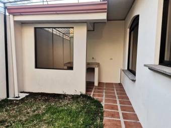 MLS-23-2230 VENTA CASA SAN PEDRO BARVA HEREDIA