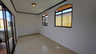 Se vende hermosa y espaciosa casa en el Guarco de Cartago 23-2852