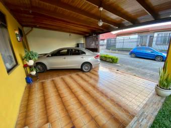 Se vende espaciosa casa en San Francisco Dos Rios de San Jose 23-1831