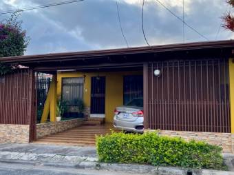 Se vende espaciosa casa en San Francisco Dos Rios de San Jose 23-1831