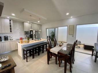 MLS-24-277 VENTA CASA SANTA ANA SAN JOSE