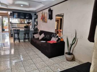 Se vende linda y espaciosa casa con terraza en San Antonio de Alajuela 23-1532