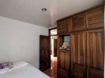 Se vende linda y espaciosa casa en Alajuela 23-1083