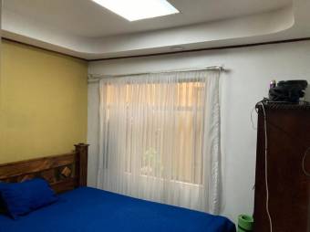 Se vende linda y espaciosa casa en Alajuela 23-2862