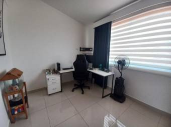 Se vende hermosa y espaciosa casa con patio en Desamparados de Alajuela 23-2039