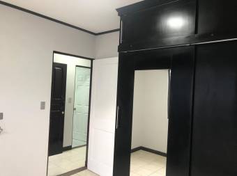 Se vende linda y espaciosa casa en San Pablo de Heredia 23-3248