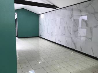 Se vende linda y espaciosa casa en San Pablo de Heredia 23-3248