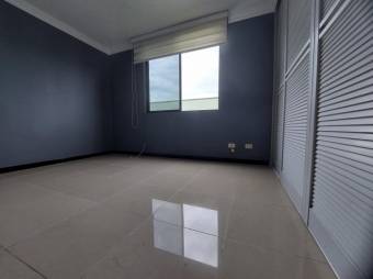 Se vende lindo y espacioso apartamento en San Rafael de Alajuela 23-134