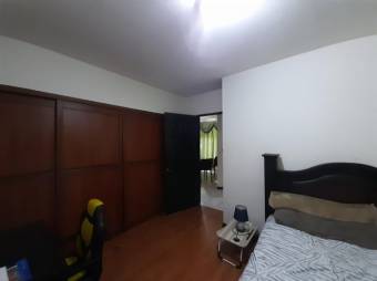 Se vende espacioso apartamento en Mata Redonda de San José 23-2181