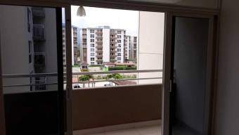 Se vende apartamento con terraza en San Rafael de Alajuela 23-262