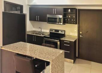 Se vende moderno y espacioso apartamento en Santa Ana de San José 23-3318 