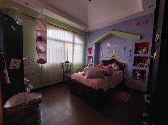 MLS-23-814 VENTA CASA SANTO DOMINGO HEREDIA MLS-23-814 VENTA CASA SANTO DOMINGO HEREDIA