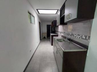 Se vende espacioso apartamento en Curridabat 23-3241