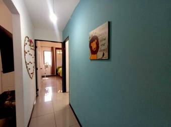 Se alquila linda y espaciosa casa con terraza en San Rafael de Alajuela 24-370