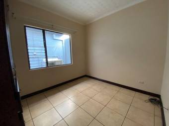 Se vende hermosa y espaciosa casa con terraza en San Francisco de Heredia 23-1232