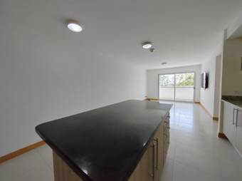 Se vende hermoso y espaciosos apartamento con terraza en Ulloa de Heredia 24-163